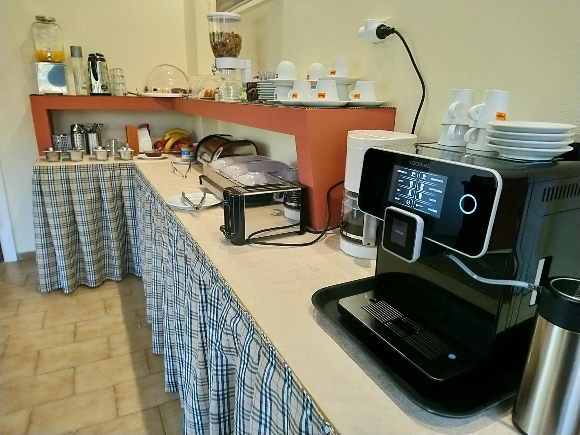 Astron Hotel Лутра Ипатис Екстериор снимка